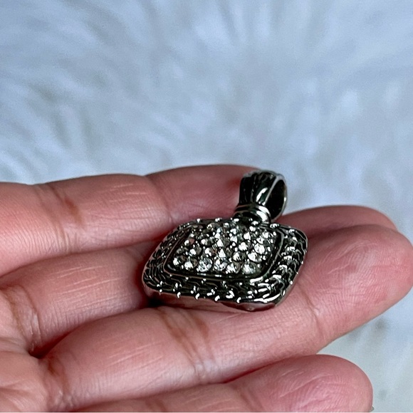 VINTAGE | Pave Clear Crystals Silver Tone Unsigned Pendant Only - Picture 2 of 7